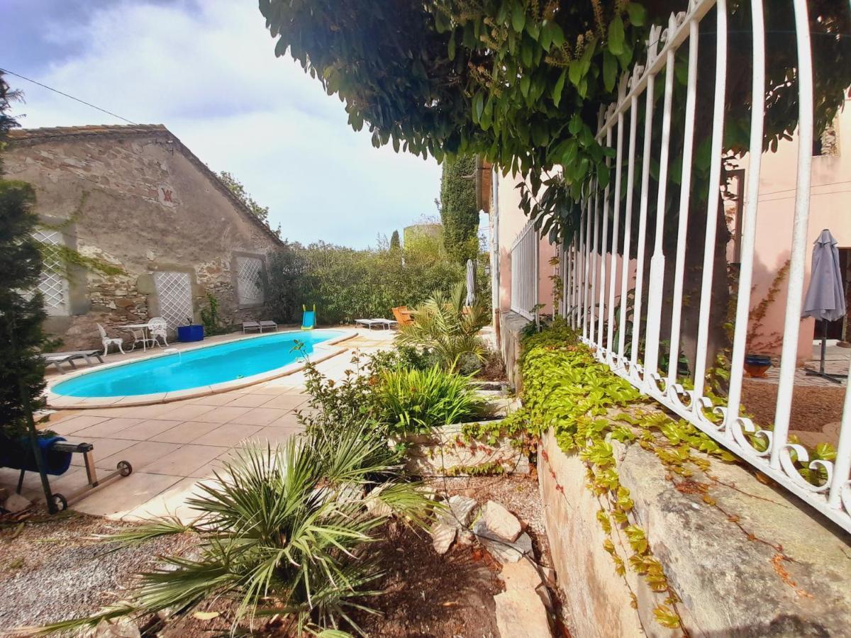Le Gite De Sainte Valiere Piscine Et Spa Екстериор снимка